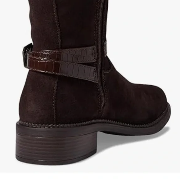 NIB CLARKS MAYE ASTER DARK BROWN SUEDE BUCKLED RIDING BOOTS SIZE 6.5 WIDE - Picture 4 of 12